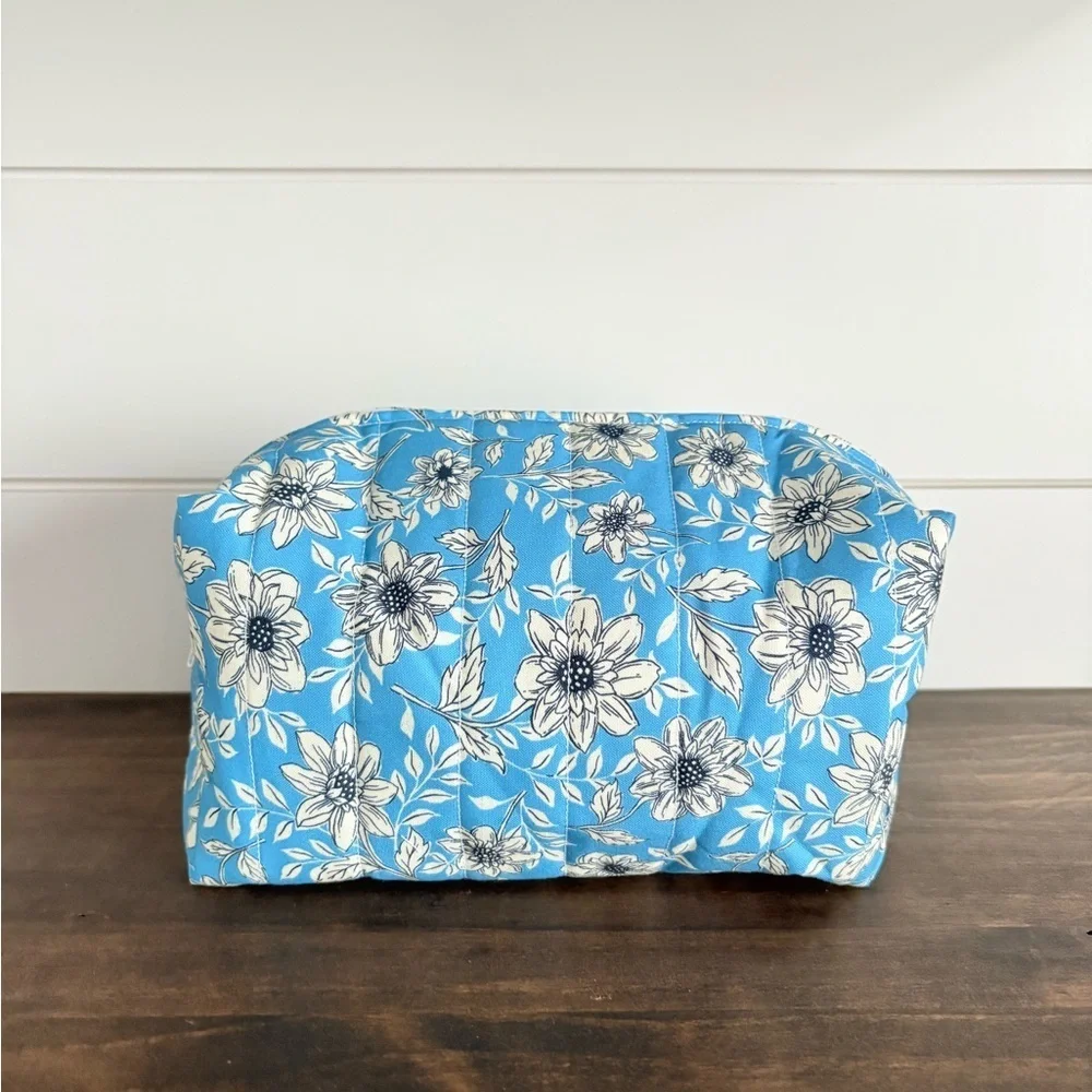 Handmade Flower Print Cosmetic Make Up Bag Blue/White Sz OS